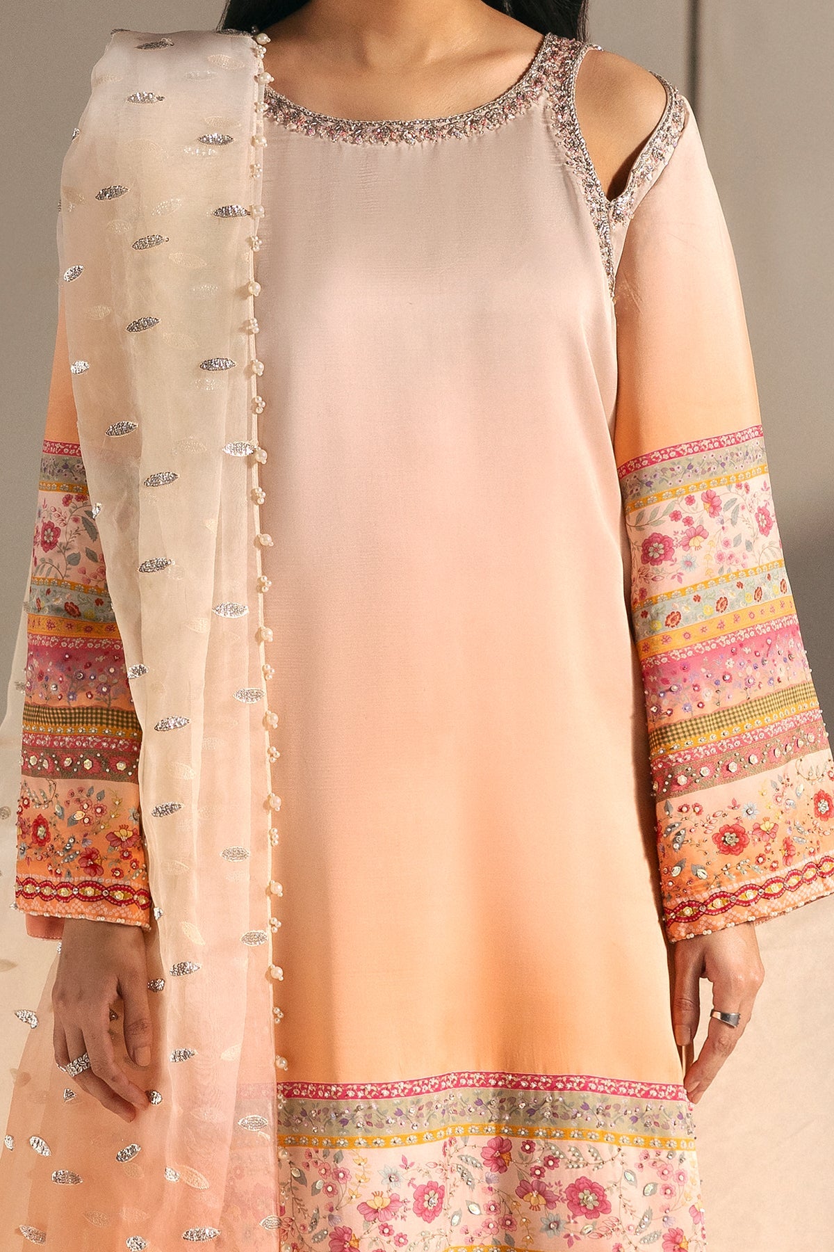 Pearl Draped
