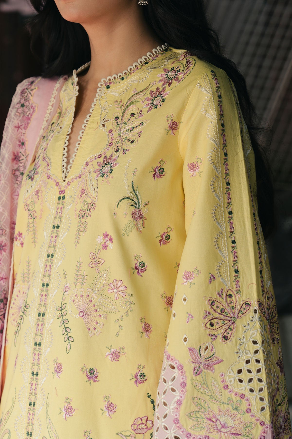 lawn Pakistani suits online