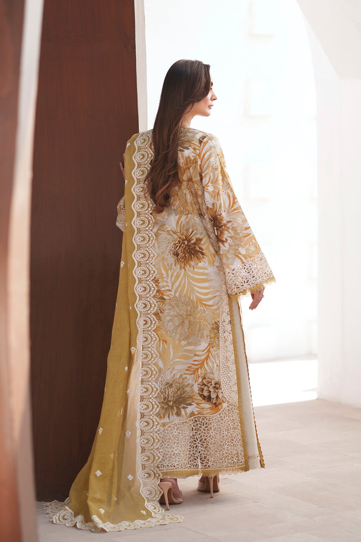 Pakistan lawn
