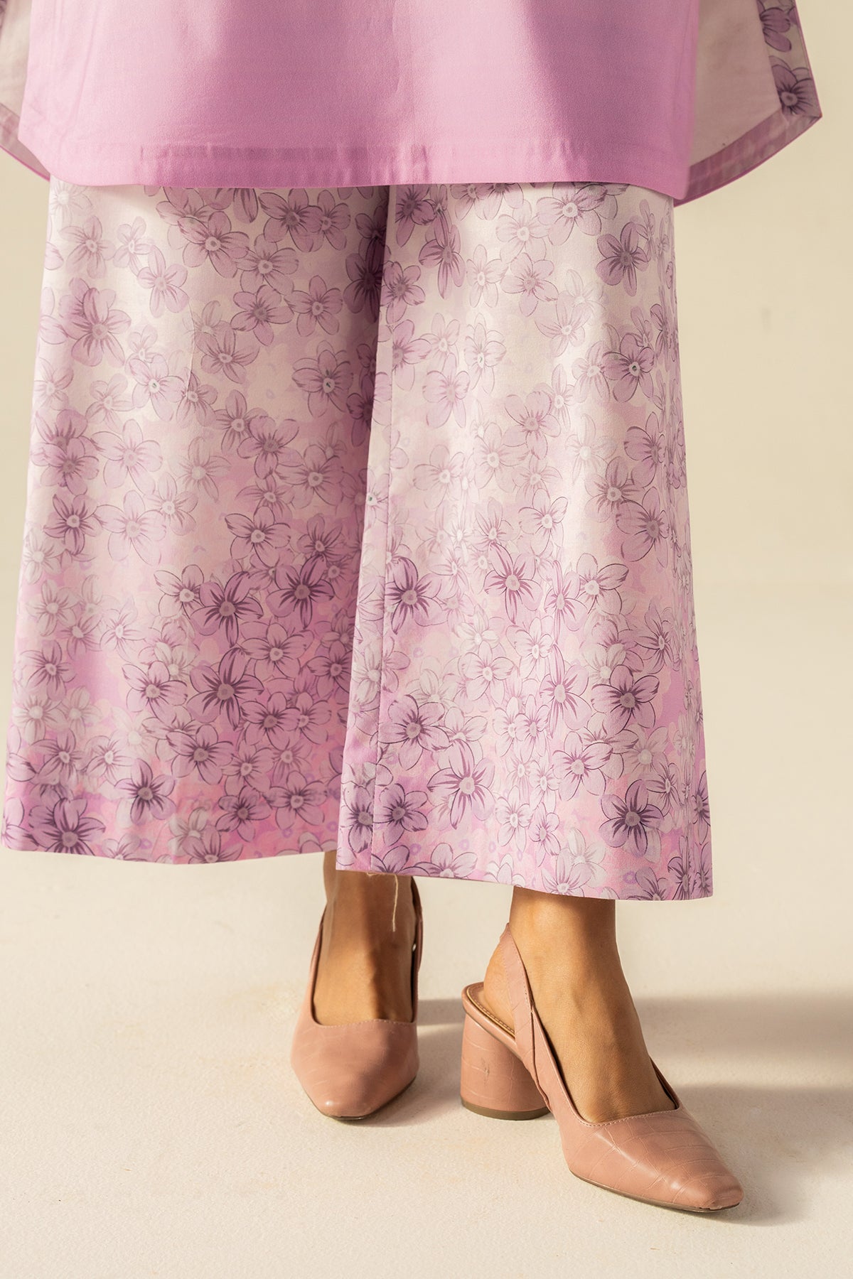 women wear