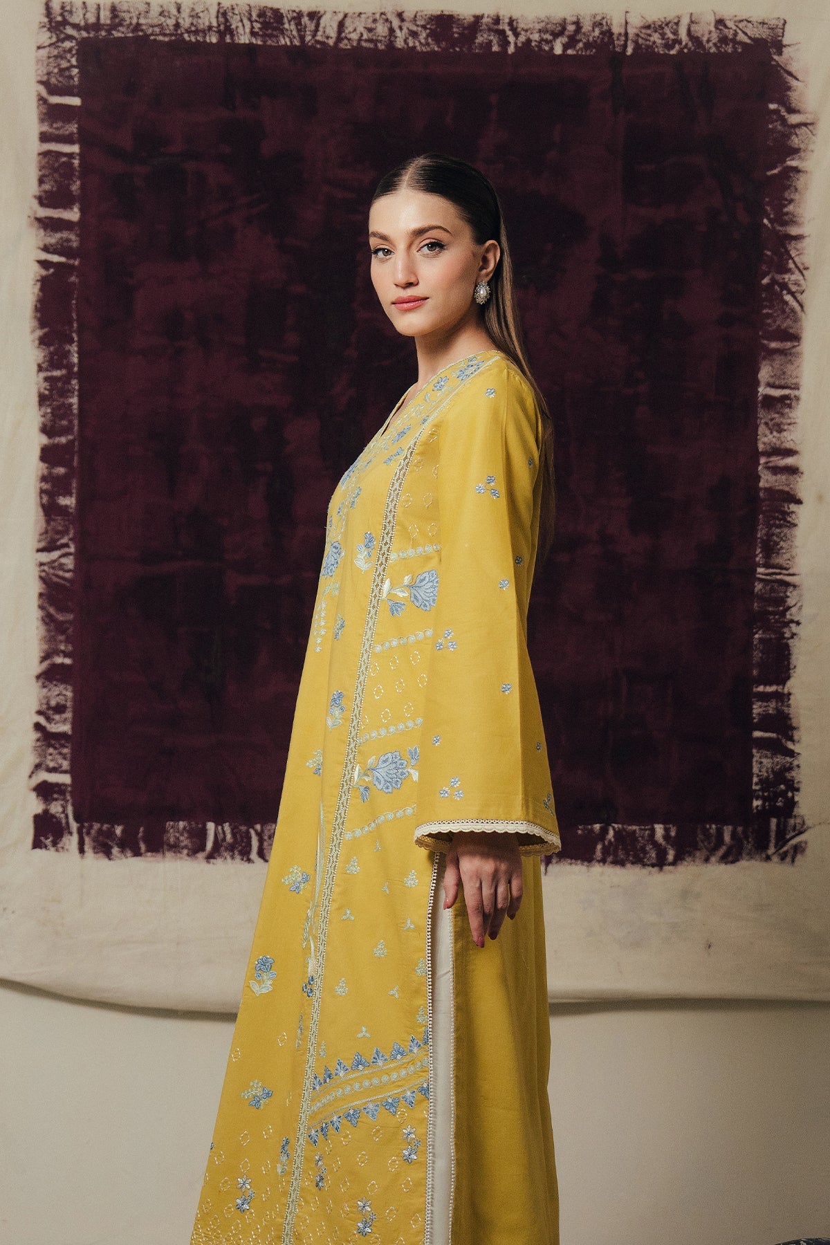 lawn pakistani suits