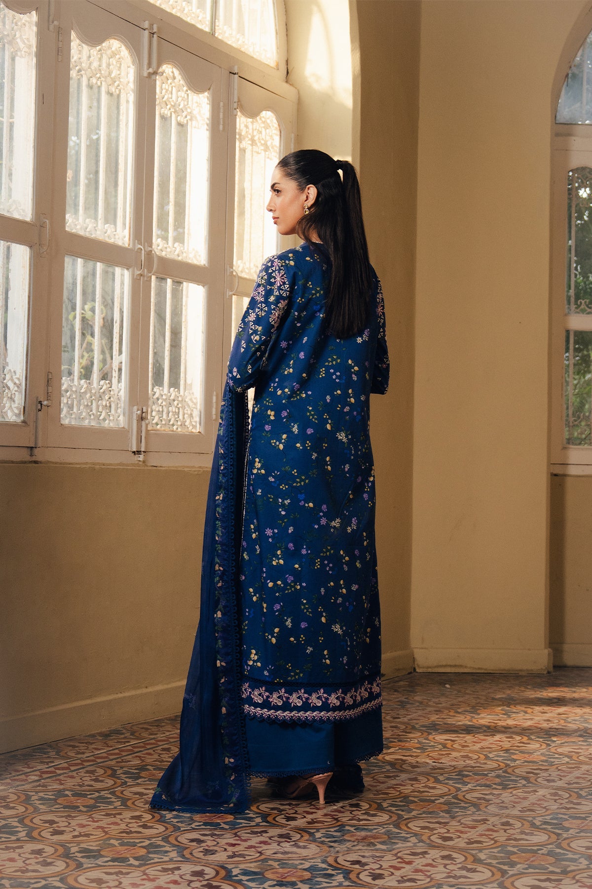 cheap price lawn suits