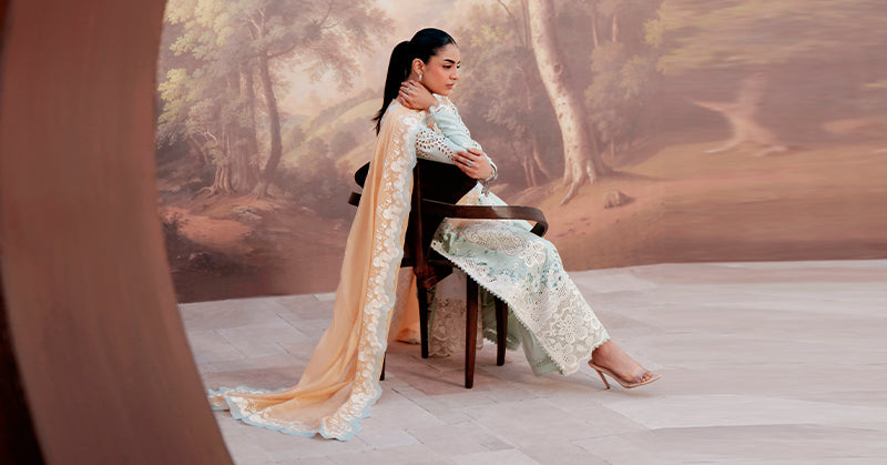 Lawn Dresses online shopping 