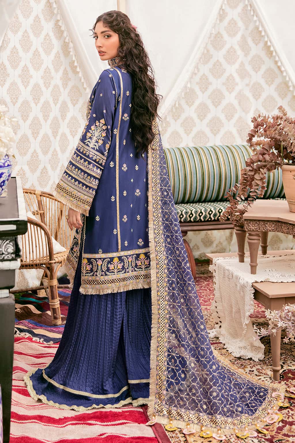 GUL RUKH