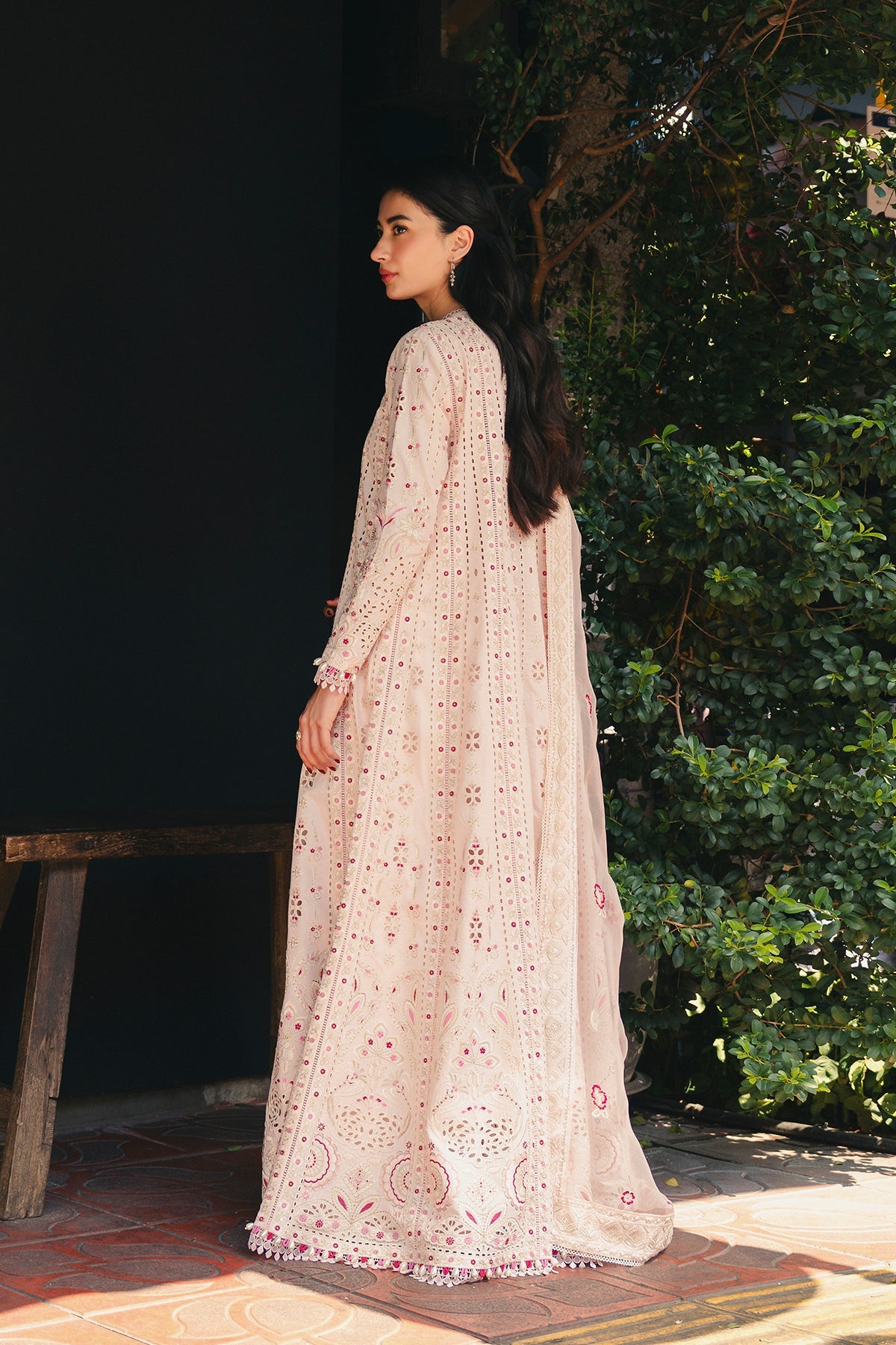 designer lawn suits online