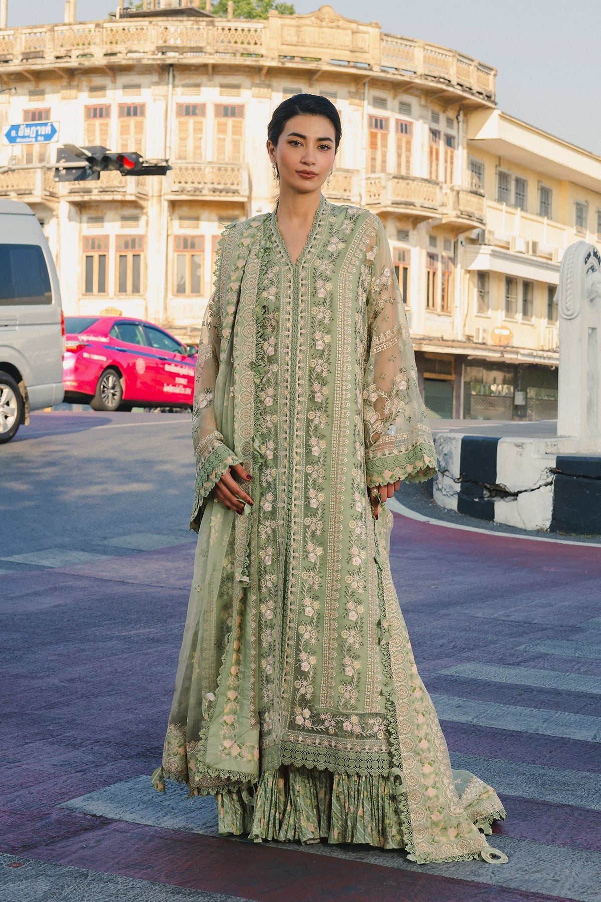 lawn dresses online