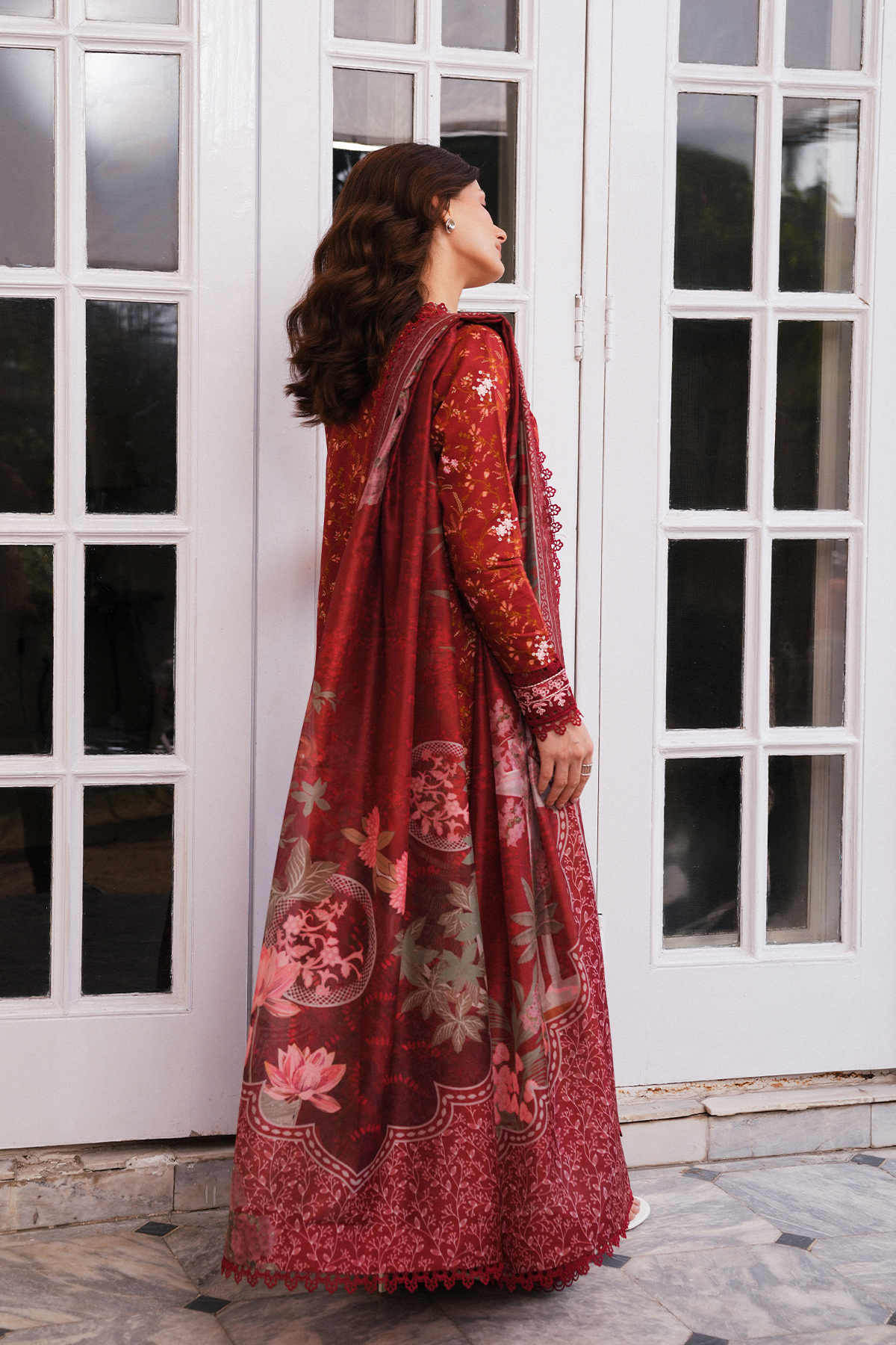 designer lawn suits