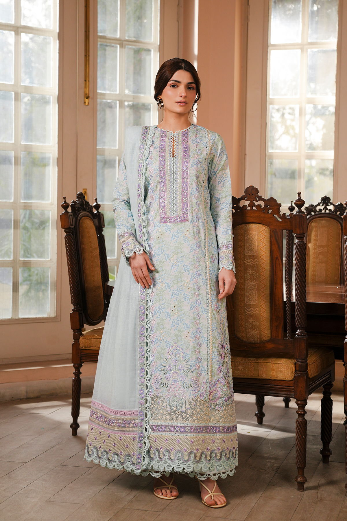 lawn pakistani clothes
