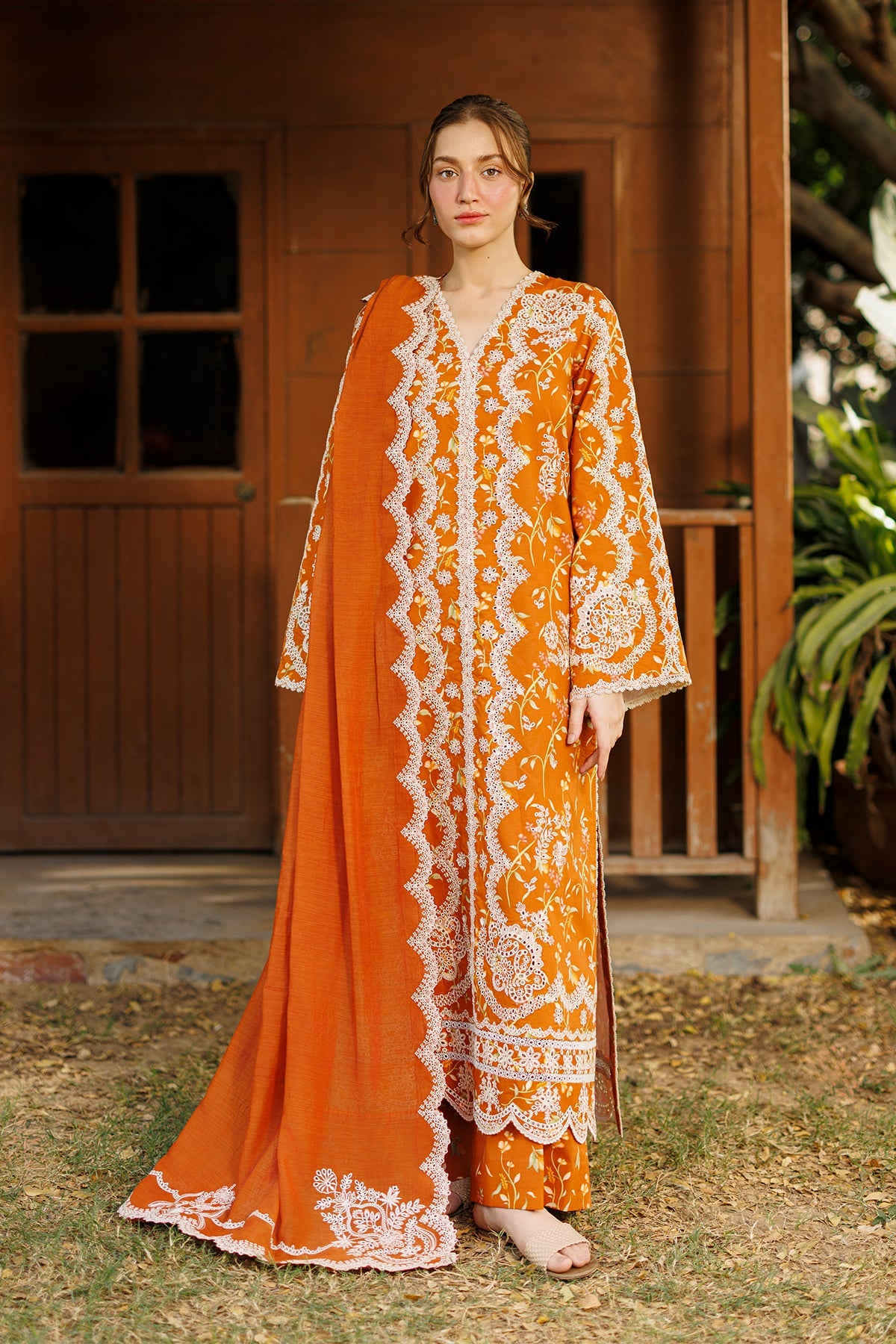 Pakistani dresses lawn collection
