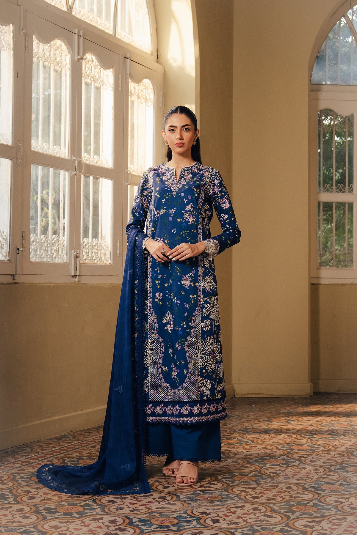 buy Pakistani lawn suits online