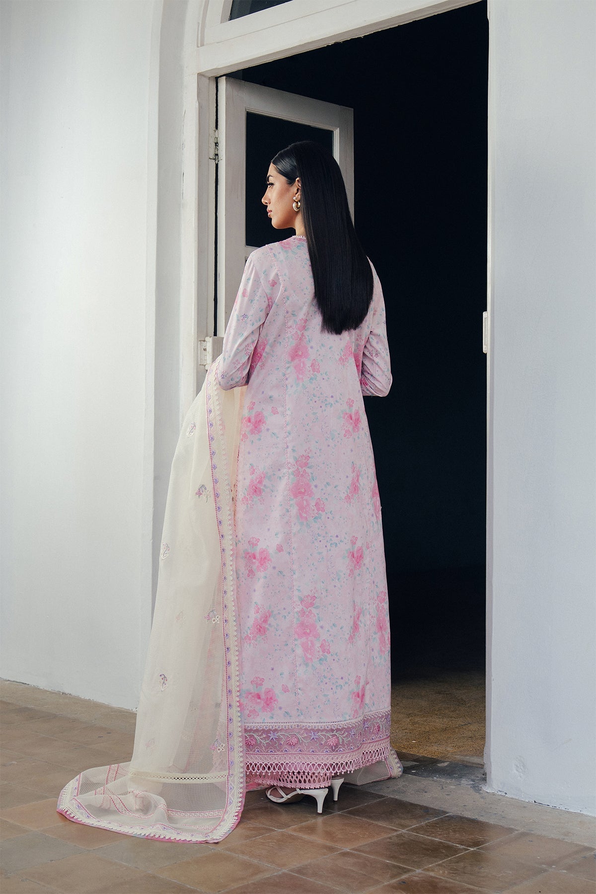 stitched lawn suits